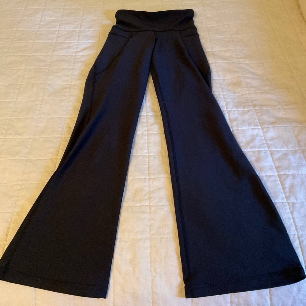 xs old navy flare leggings!